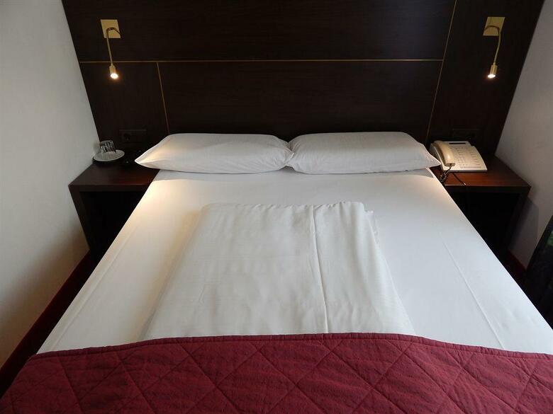 Montree Hotel