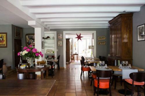 Bed & Breakfast Les Jardins De La Livr�e