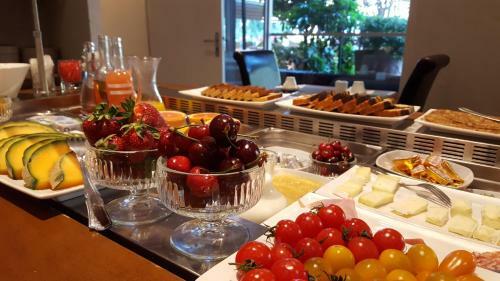 Hotel Logis H�tel R�sidence Les C�dres