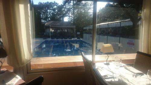 Hotel Logis H�tel R�sidence Les C�dres