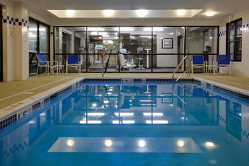Holiday Inn Express Hotel & Suites Meadowlands Area
