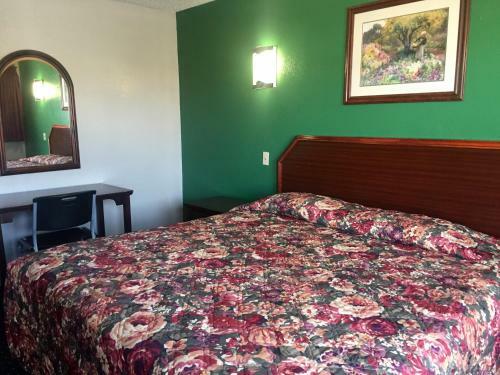 Posada Deluxe Inn Carrollton