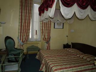 Logis Hotel Moderne Et Pigeon