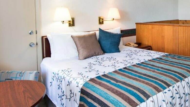 Posada Highland Manor Inn