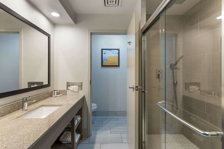 Hotel Baymont Inn Mundelein