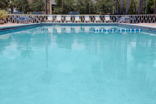Hotel Knights Inn Hallandale