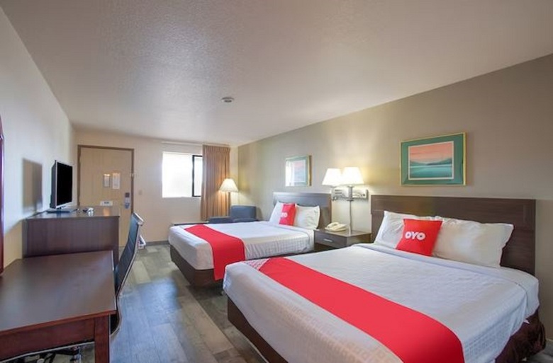 Motel 6 - Woodland