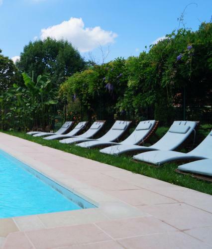 Hotel Logis - Chateau De Beauregard