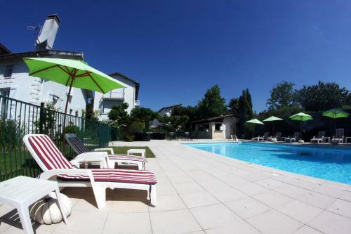Hotel H�tel-restaurant Eychenne