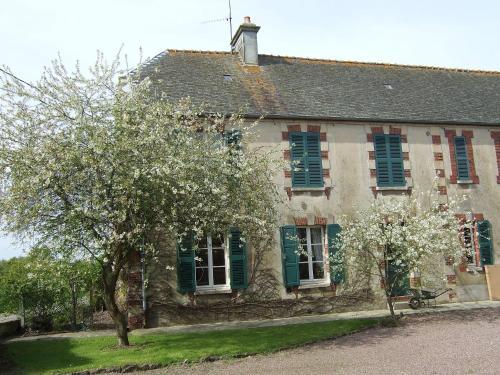 Holiday Home Les Londes Tour En Bessin