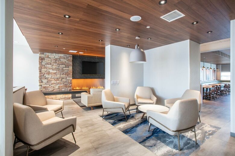 Hotel Comfort Suites Newport