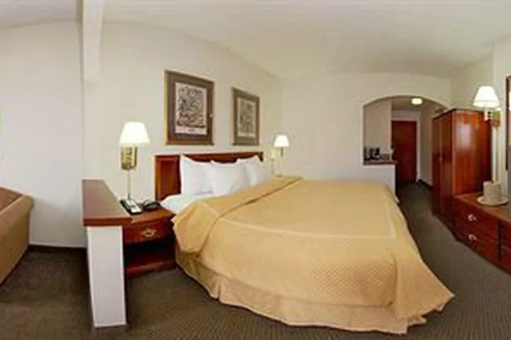 Hotel Comfort Suites Newport