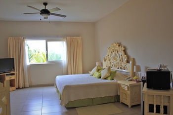 Hotel Marina Banderas Suites