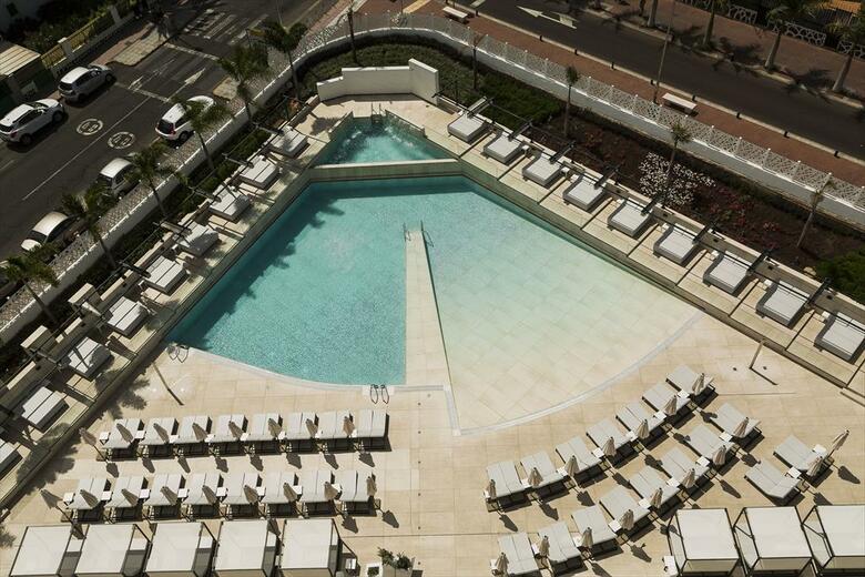 Hotel Caser�o