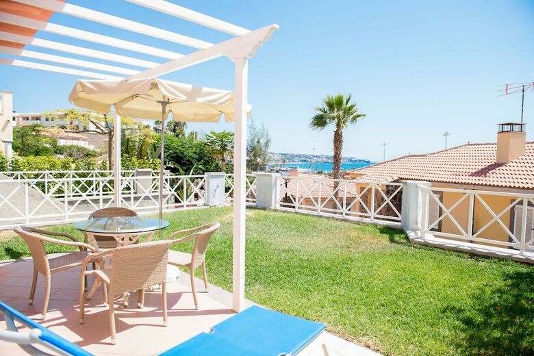 Apartamentos Villas Santa Ana