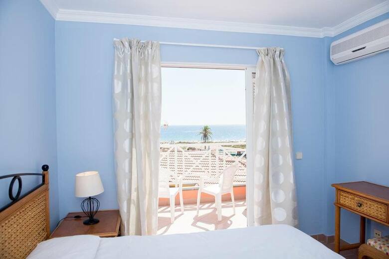 Apartamentos Villas Santa Ana