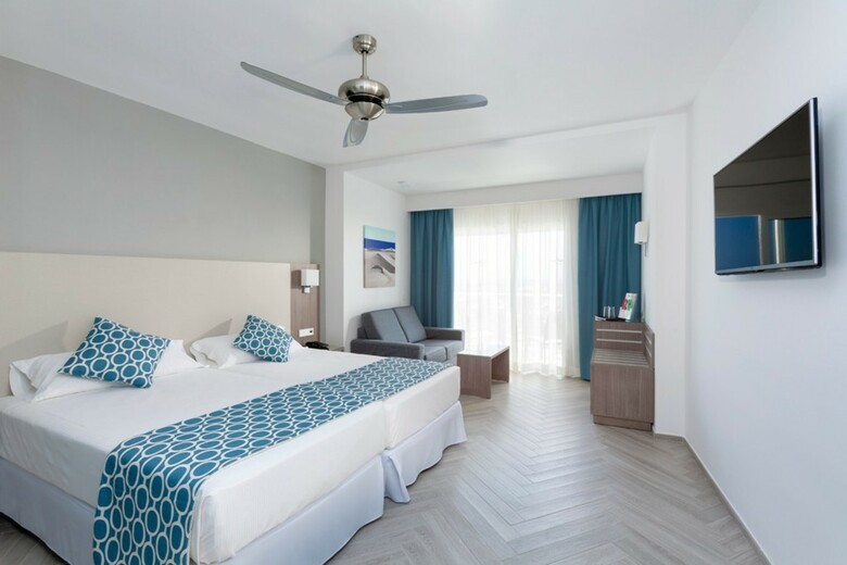 Hotel Riu Papayas