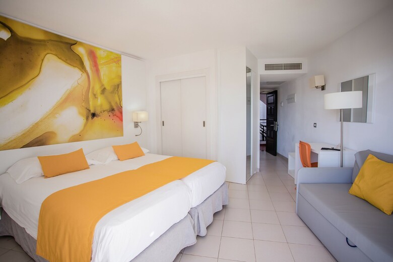 Hotel Servatur Waikiki