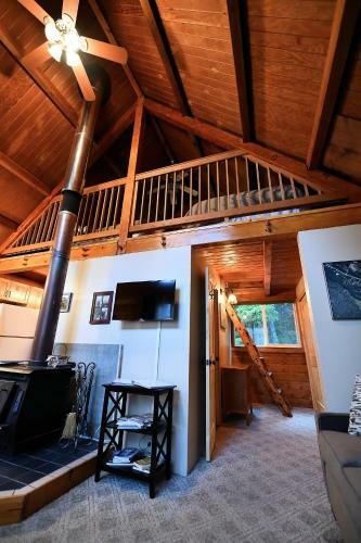 Alyeska Hideaway