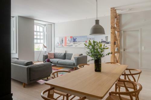 Lisbon Inside Connect - Bairro Alto Apartments