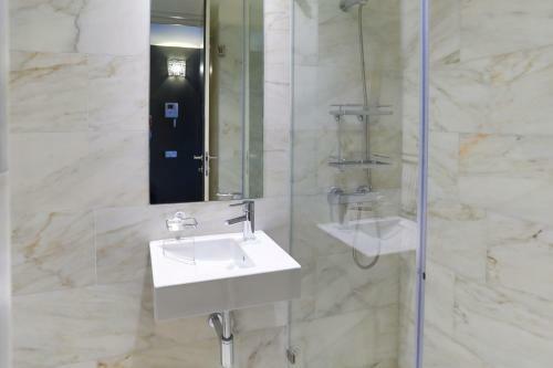 Lisbon Inside Connect - Bairro Alto Apartments
