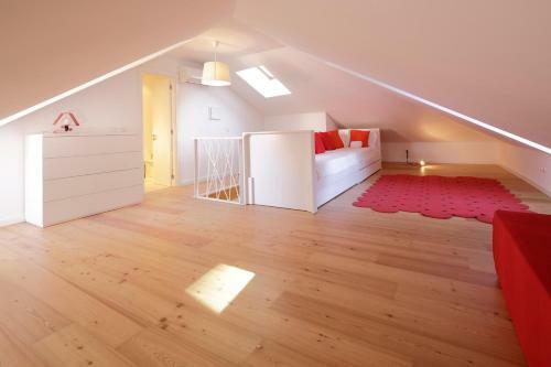 Lisbon Inside Connect - Bairro Alto Apartments