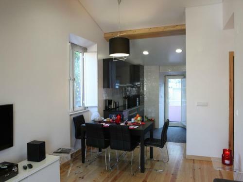 Traveling To Lisbon Castelo Apartments