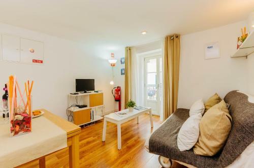 Rent4rest Bairro Alto Charming 1bd Apartment