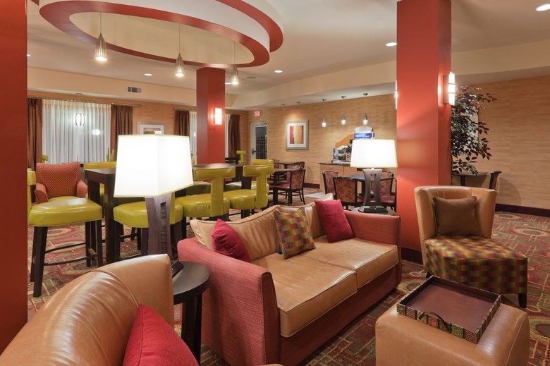 Holiday Inn Express Hotel Winona North