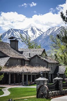 David Walley's Resort Hot Springs & Spa