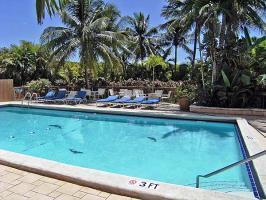 Motel 6 Cutler Bay