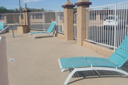 Yucca Motel