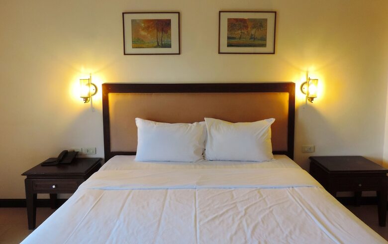 Naris Art Hotel