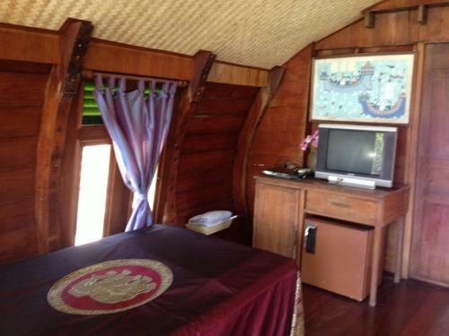 Hostal Ayothaya Riverside House