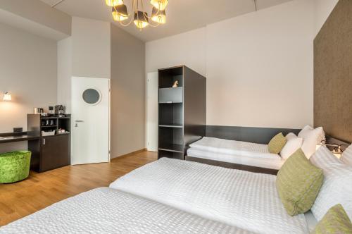 Tourist Hotel