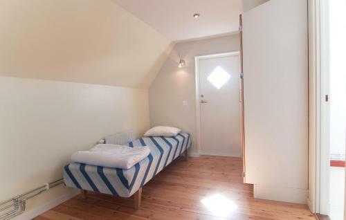 Holiday Home Halla Unsarve Romakloster