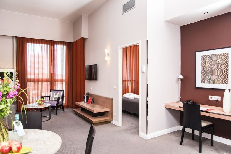 Adina Apartment Hotel Berlin Checkpoint Charlie