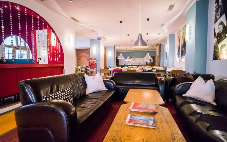 Apartamentos Amstel House Hostel