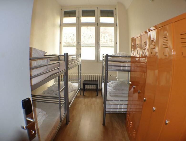 All In Hostel Hotel