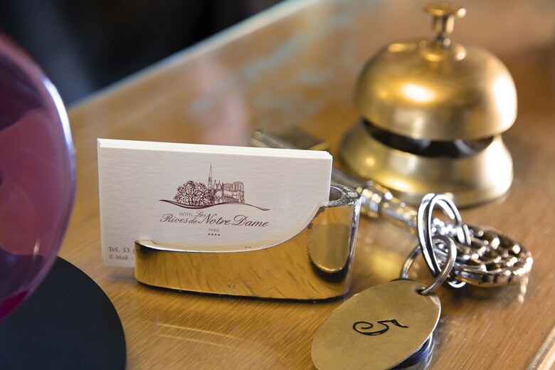 Hotel Les Rives De Notre Dame