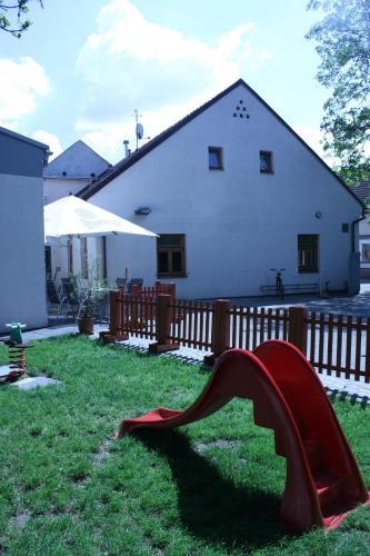 Hostal Penzion A Polocafe U Lavky