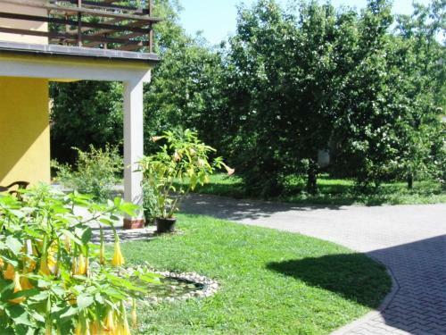 Hostal Penzion Ubytov�n� Kv?tinov�