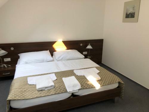 Hostal Penzion U Zvonu