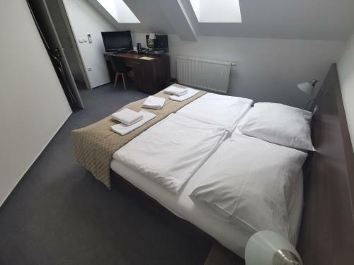 Hostal Penzion U Zvonu