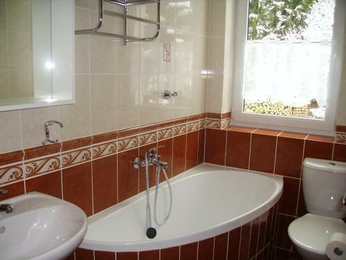Hostal Penzion Restaurant Pod Boub�nem