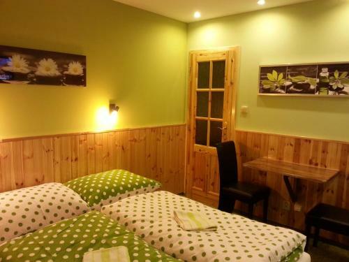 Hostal Penzion Restaurant Pod Boub�nem