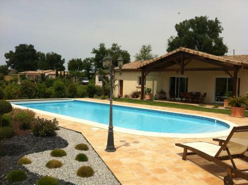 Bed & Breakfast Chambres D'h�tes Le Clos Castel