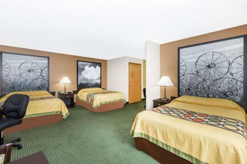 Hotel Super 8 By Wyndham Jefferson