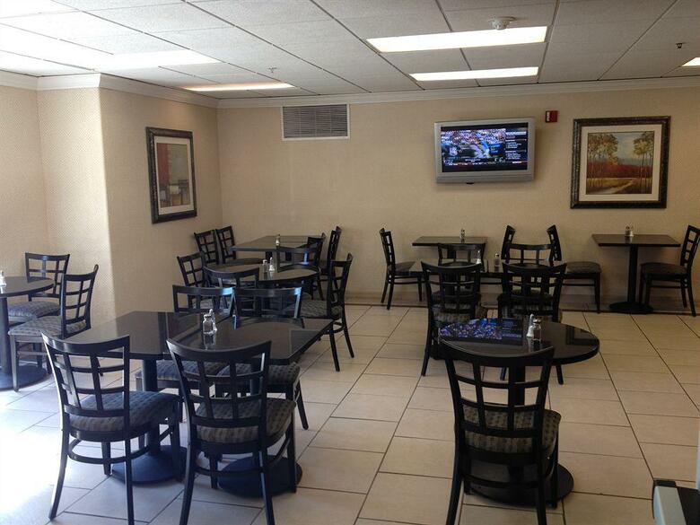 Hotel Comfort Suites Stevenson Ranch