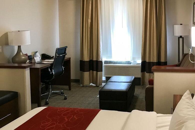 Hotel Comfort Suites Stevenson Ranch